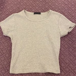 Brandy Melville soft t-shirt